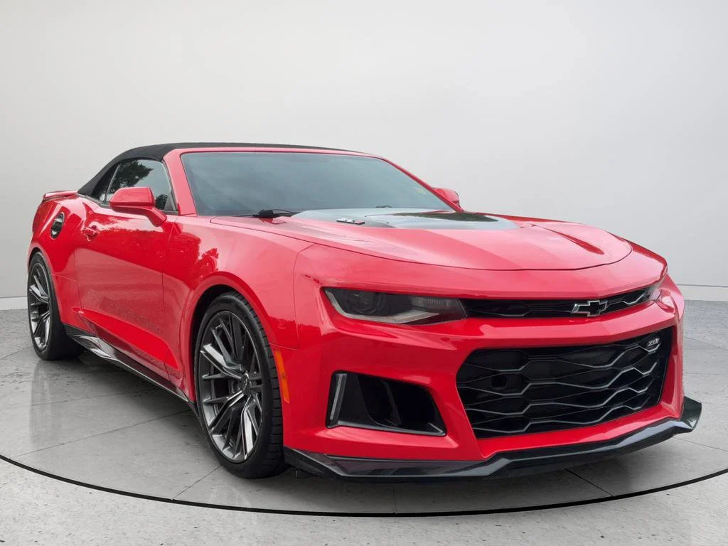 2020 Chevrolet Camaro ZL1 Convertible's photo