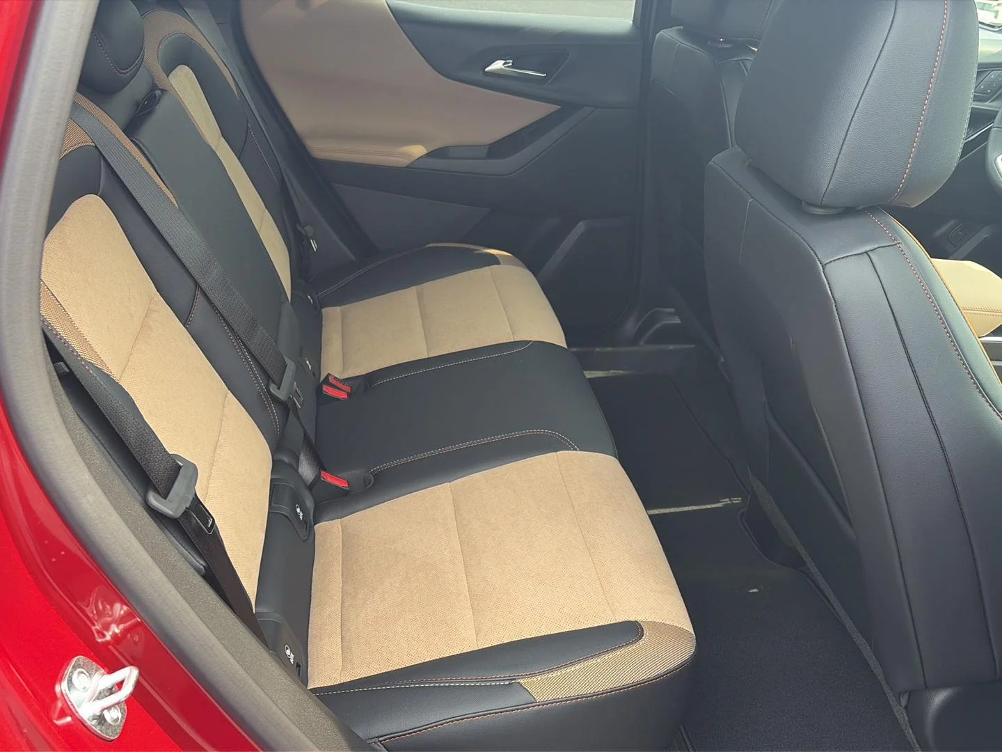 2027 Chevrolet Equinox ACTIV - Photo 21