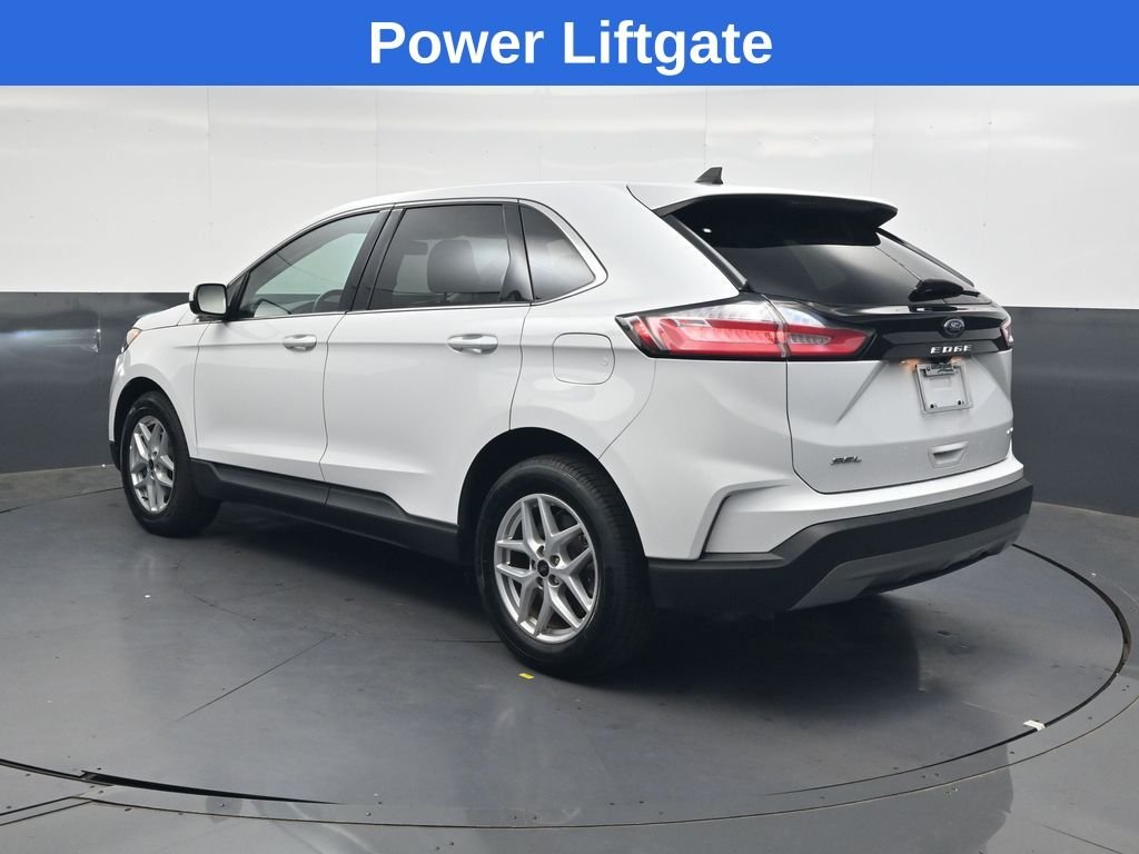 Used 2024 White Ford SEL image 6