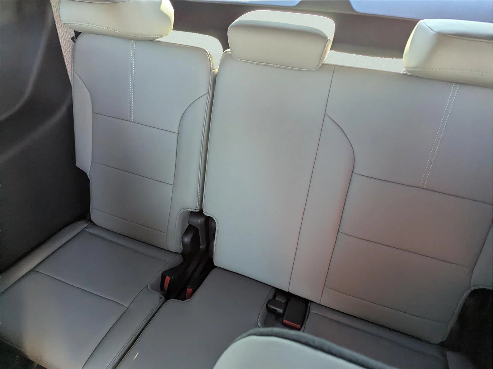 New 2026 Summit White GMC Elevation image 18