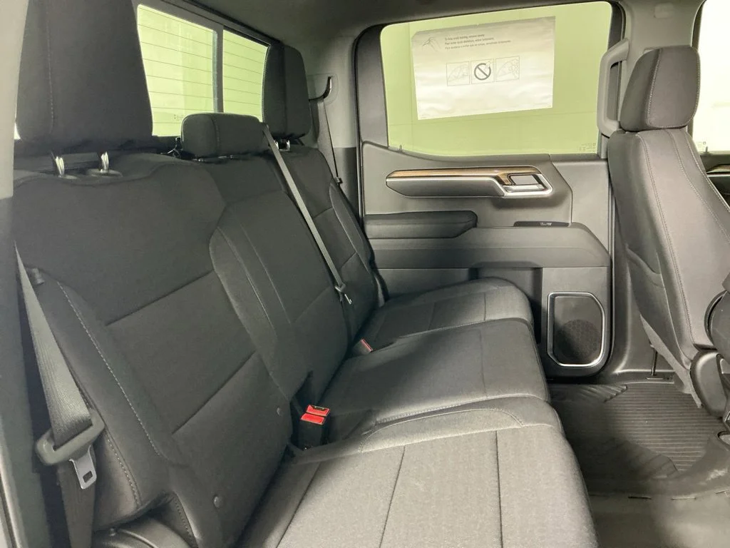 2026 Chevrolet Silverado 1500 LT - Photo 9