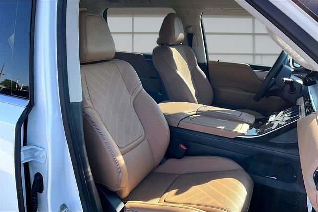 2027 INFINITI QX80 Luxe - Photo 7