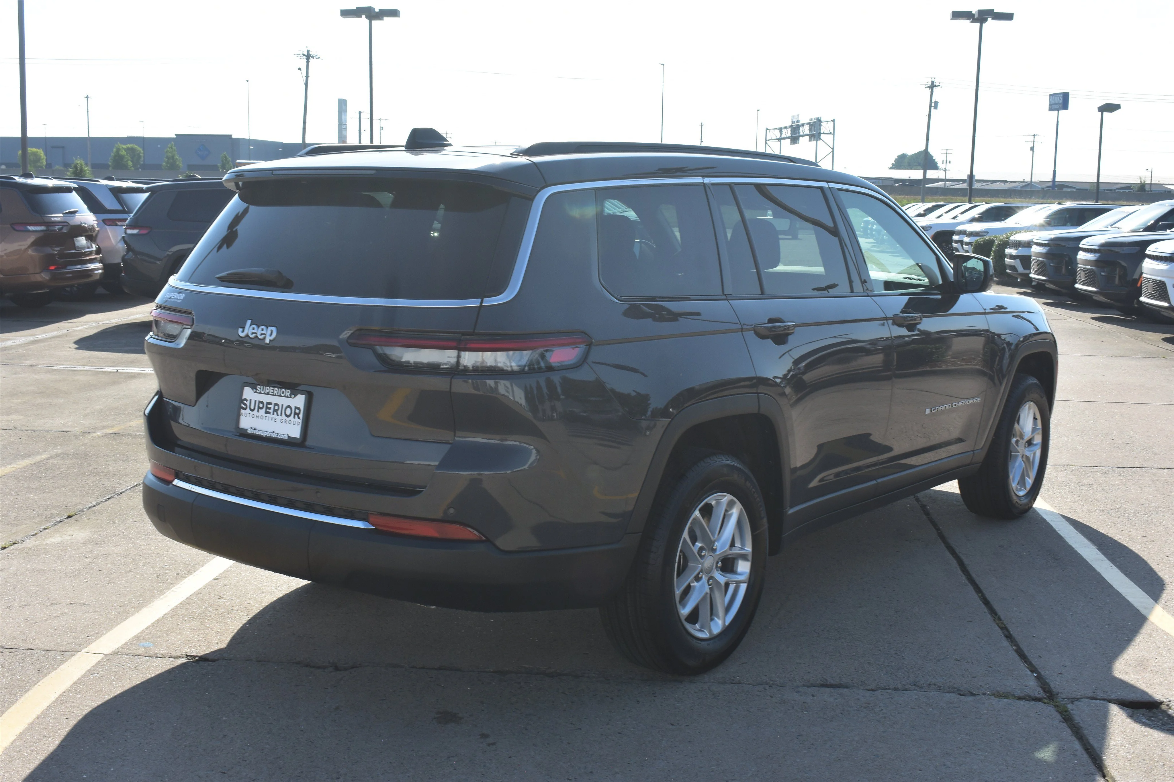 New 2026 Baltic Gray Metallic Clearcoat Jeep Laredo X image 5