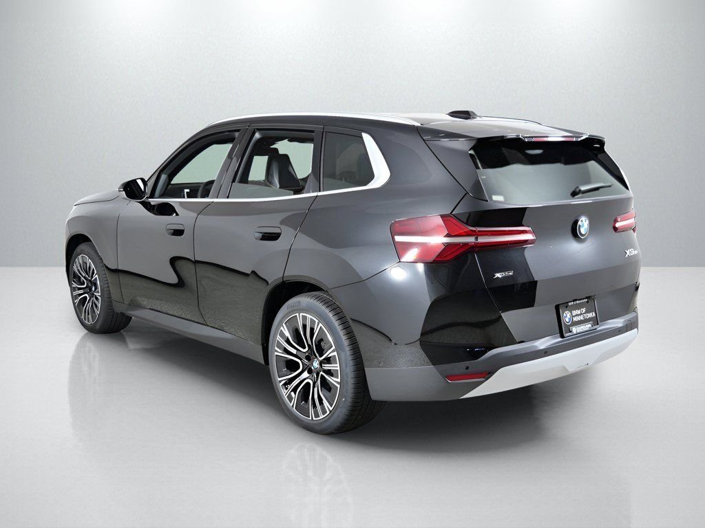 2026 BMW X3 30 - Photo 17
