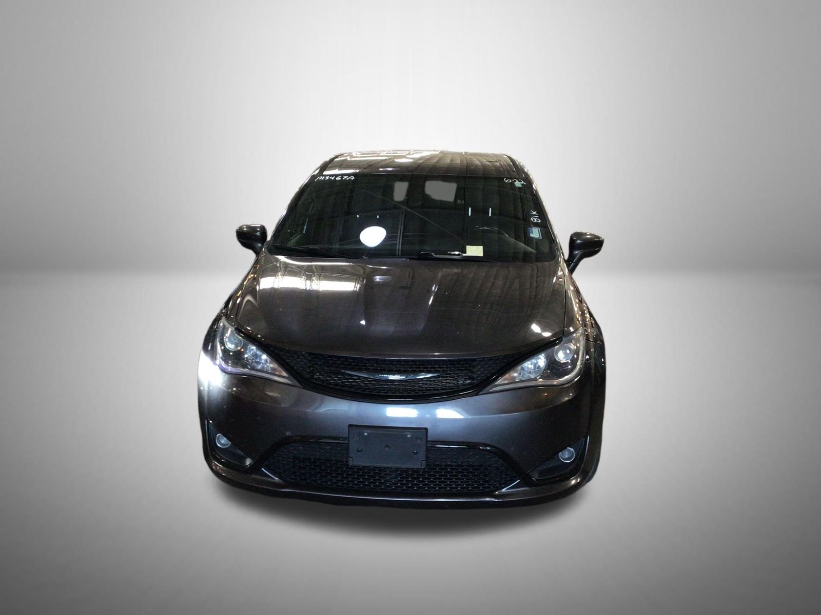 Used 2019 Gray Chrysler Touring Plus image 1