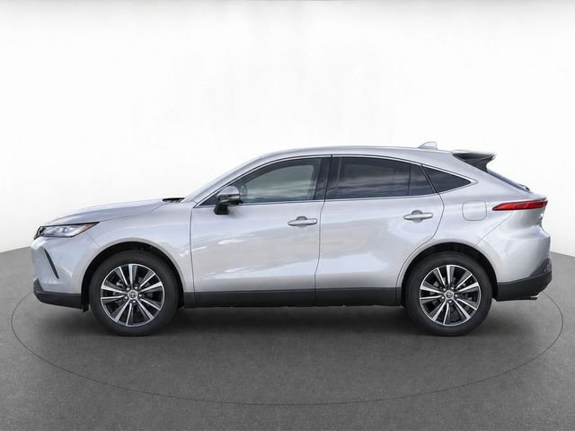 Used 2022  Toyota LE image 6