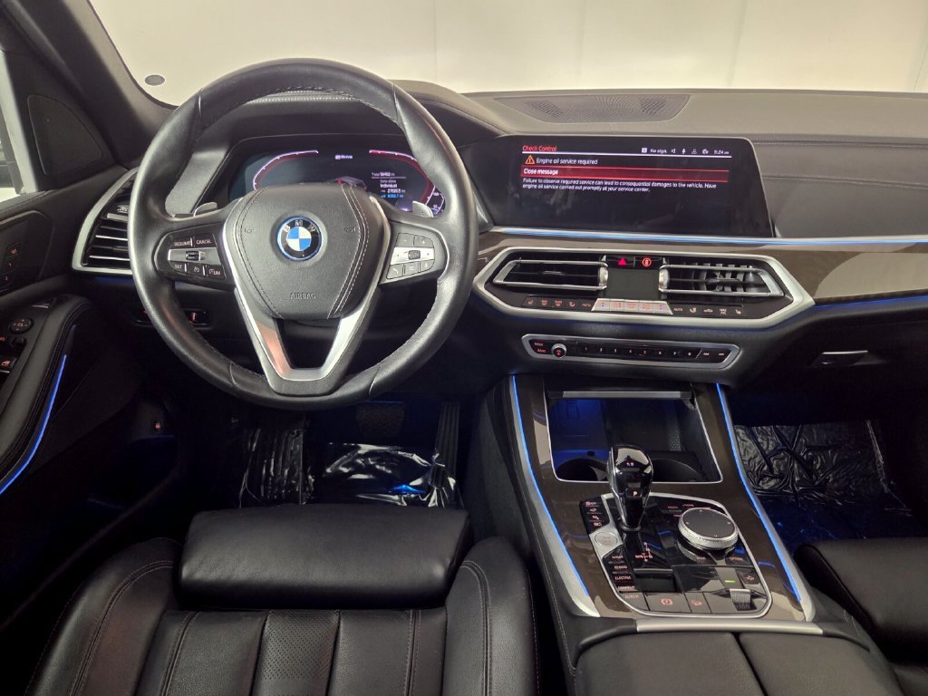 Certified Used 2022 Dark Graphite Metallic BMW xDrive45e image 26