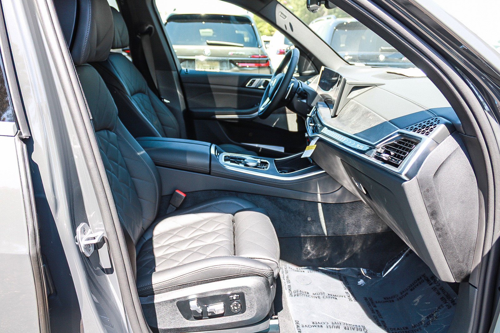 New 2026 Dravit Grey Metallic BMW xDrive40i image 16