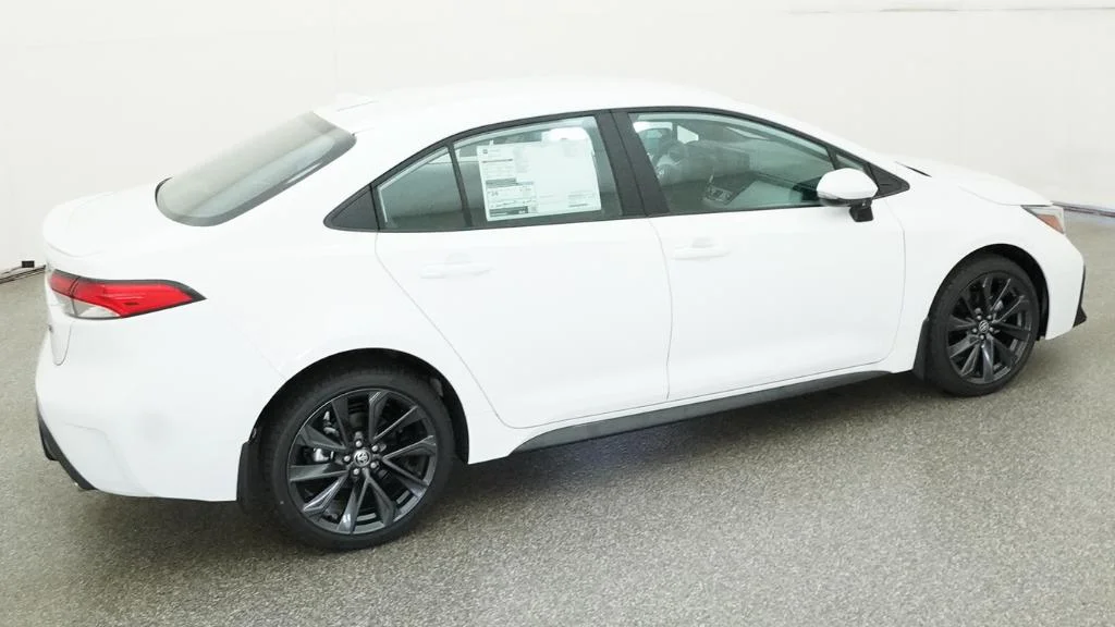 New 2026 Ice Cap Toyota SE image 2