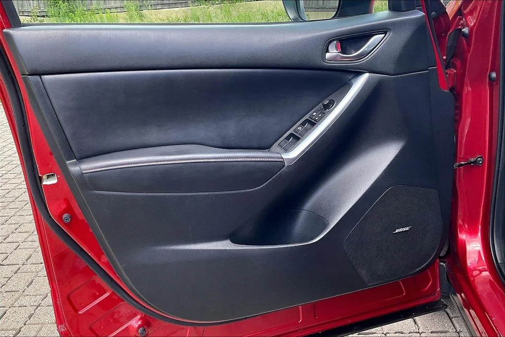 Used 2015 Red Mazda Grand Touring image 23