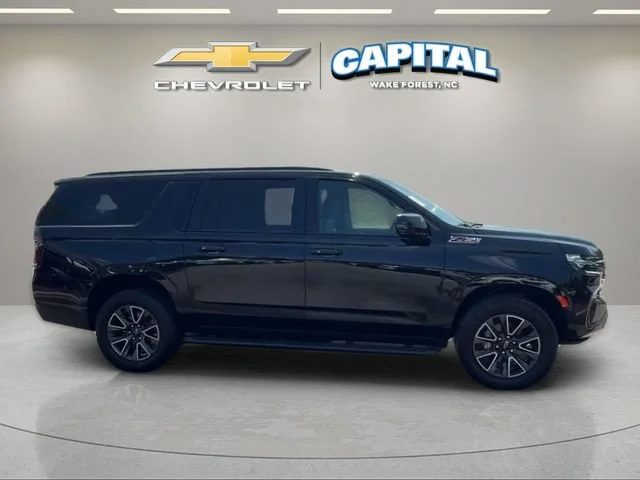 Used 2023 Black Chevrolet Z71 image 6