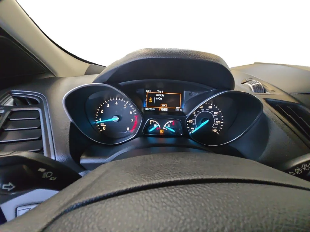Used 2018 Blue Ford SE image 20