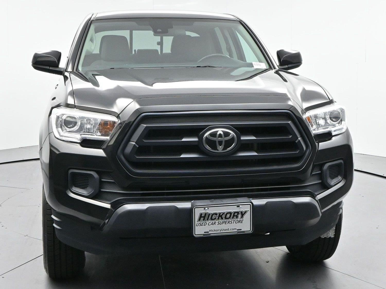 Used 2022 Midnight Black Metallic Toyota SR image 2