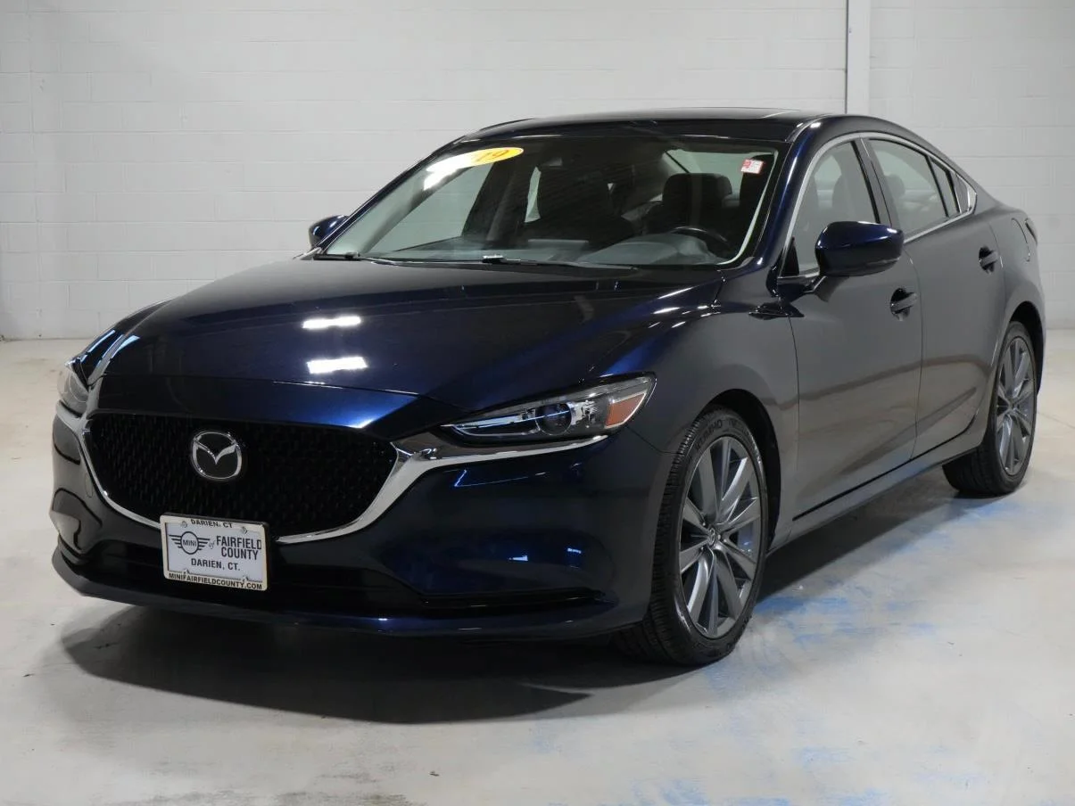 2019 Mazda EZ-6 Touring Auto's photo