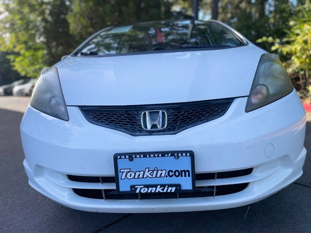 Used 2010 White Honda Base image 8