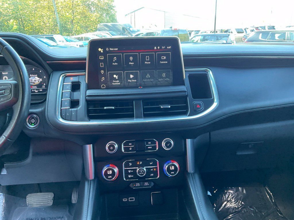 Used 2022 Black GMC SLE image 16