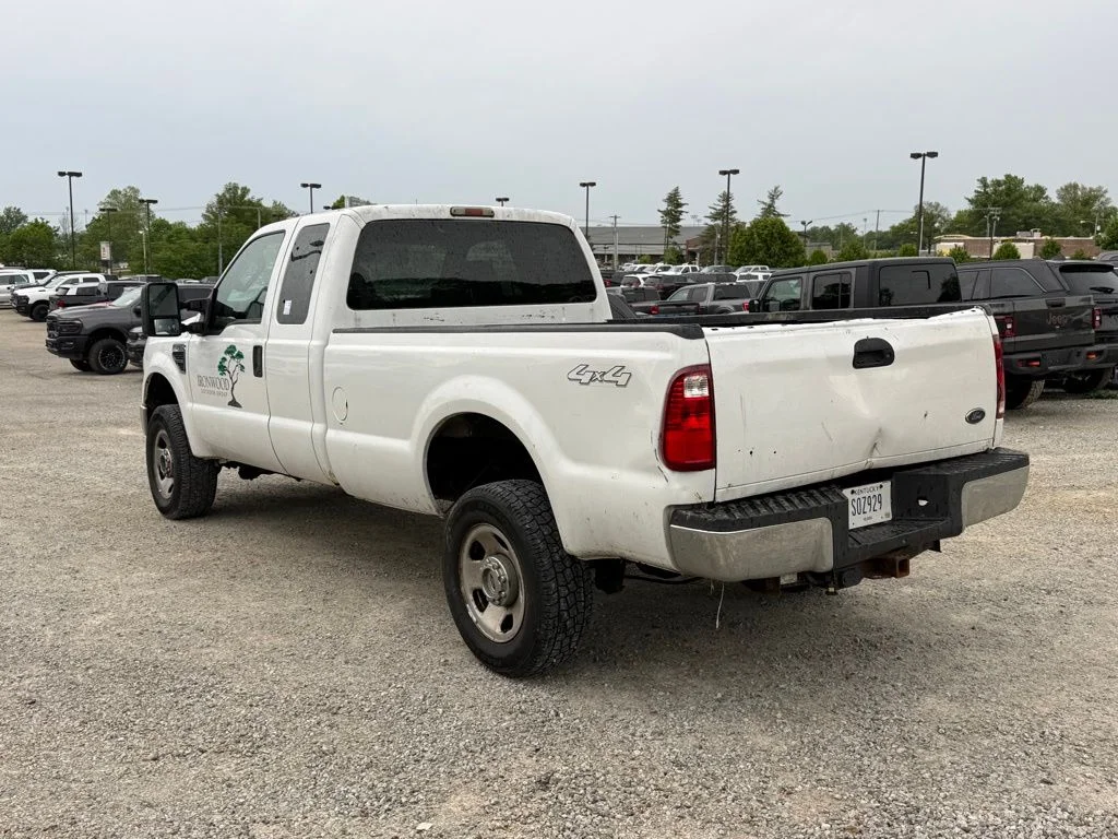 Used 2008 White Ford XL image 8
