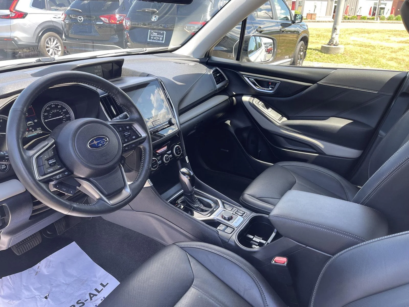 Used 2024 Crystal White Pearl Subaru Limited image 4