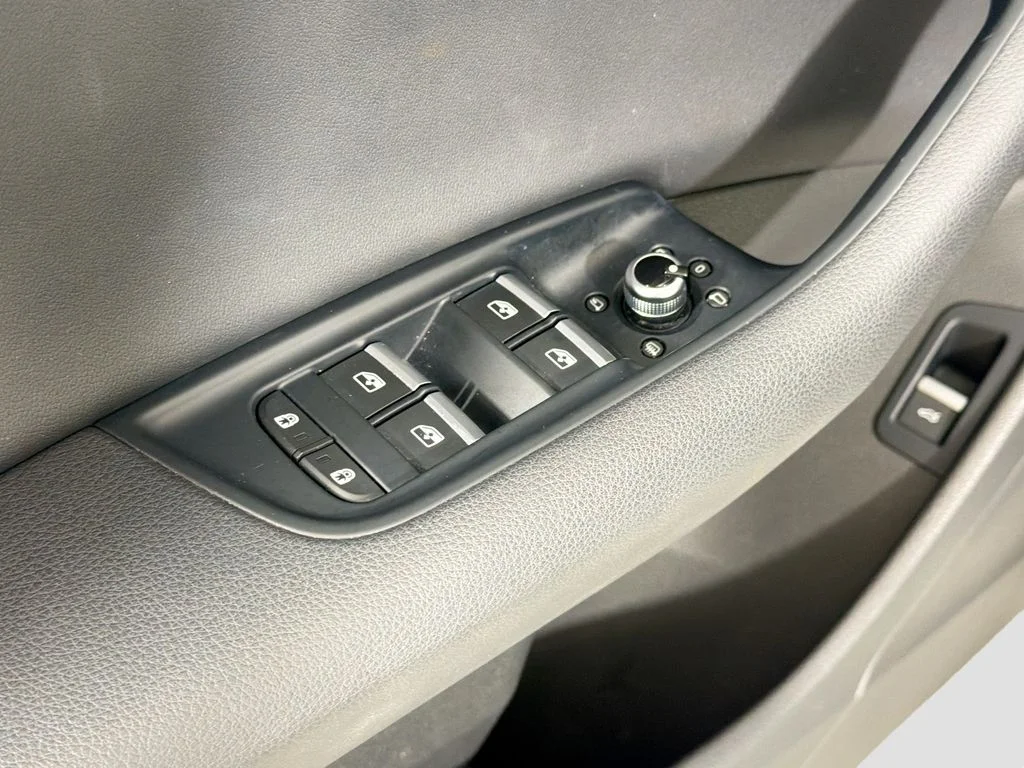 Used 2021 White Audi 45 Premium image 18