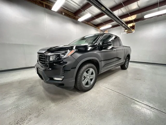 2023 Honda Ridgeline RTL-E AWD's photo