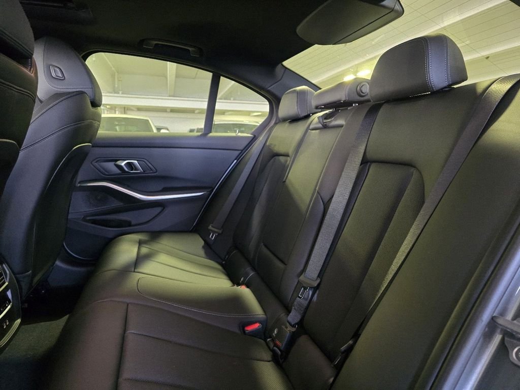 2025 BMW 3 Series 330i - Photo 12