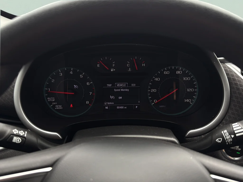 Used 2024 Summit White Chevrolet LT image 23