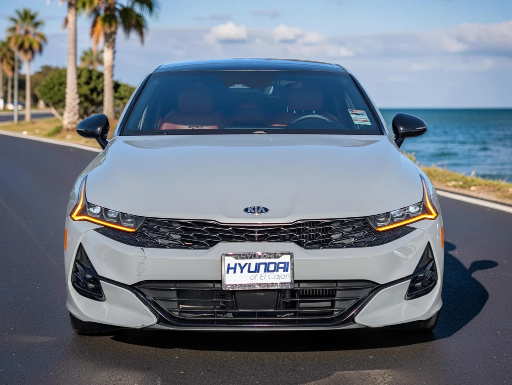 2021 Kia K5 GT-Line - Photo 4