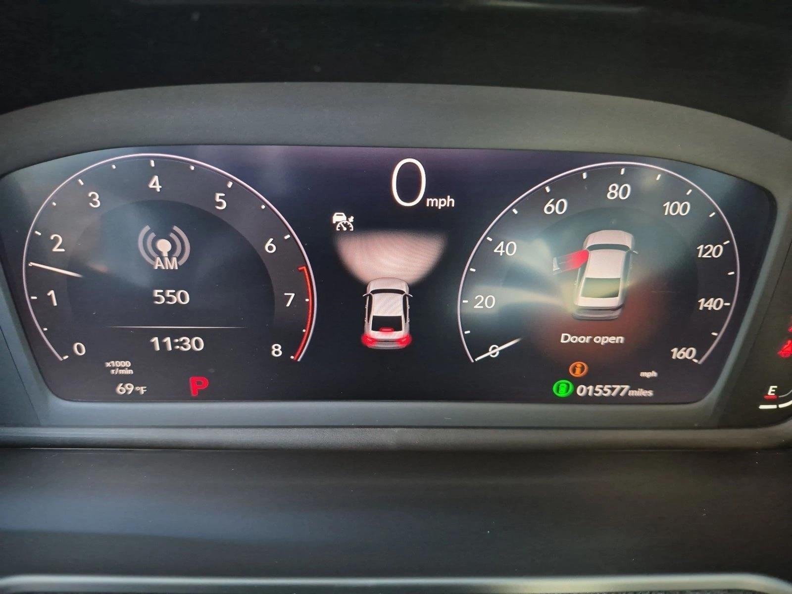 Used 2025 Platinum White Pearl Honda SE image 11