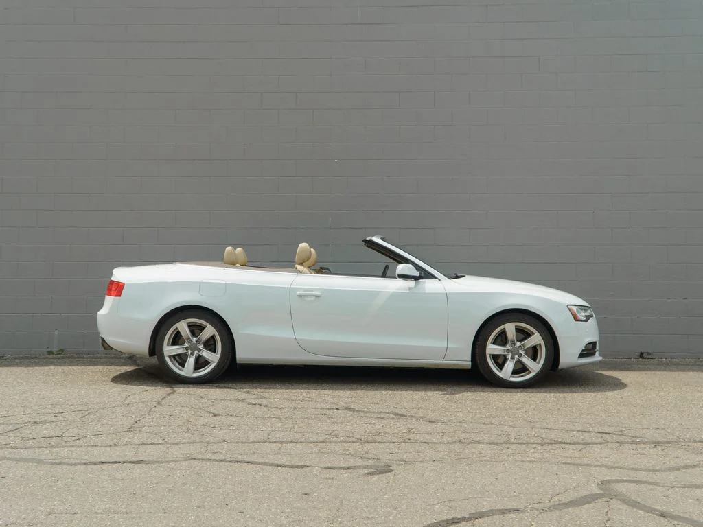 Used 2013  Audi  image 8