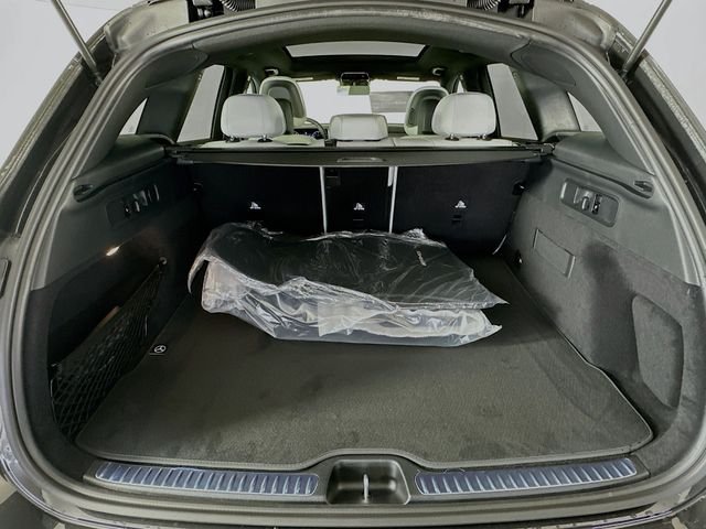 New 2026 Graphite Grey Metallic Mercedes-Benz GLC 300 image 26