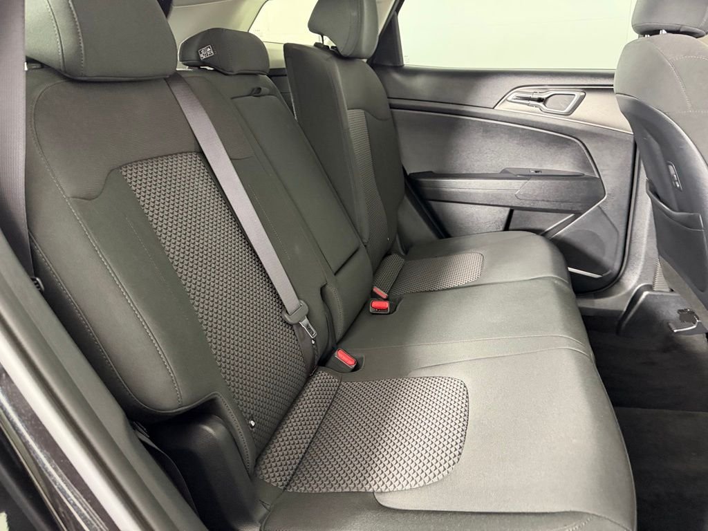 Used 2026 Fusion Black Kia S image 27