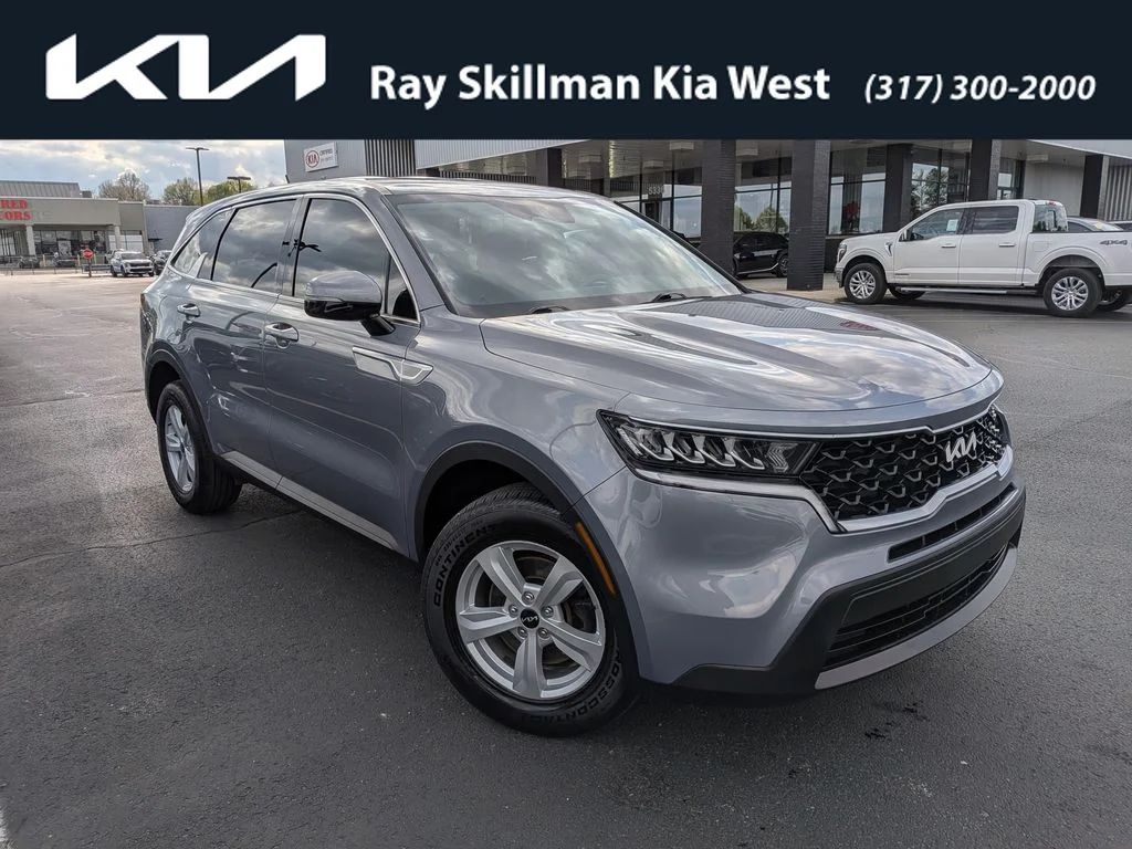 2023 Kia Sorento LX AT 4WD's photo