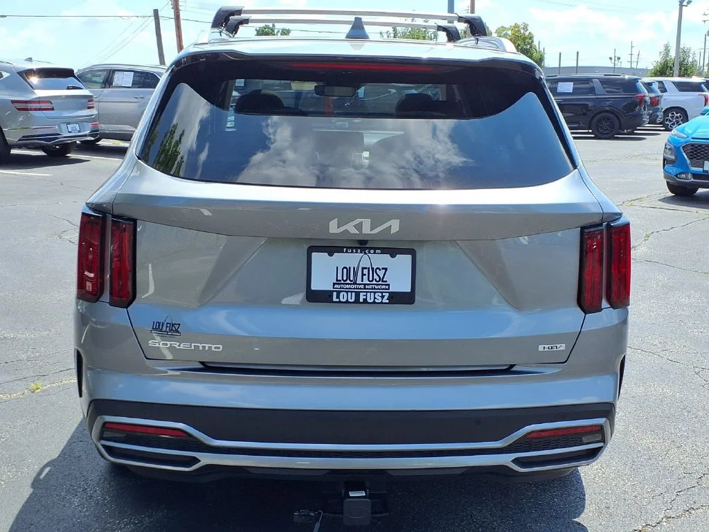 Used 2023 Steel Gray Kia SX Prestige image 16
