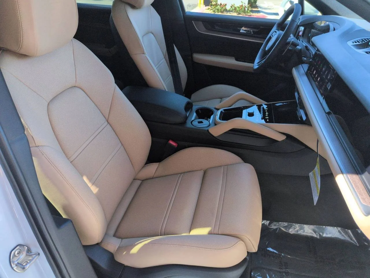 Certified Used 2026 White Porsche  image 25