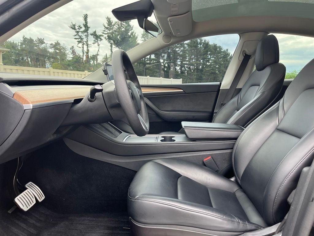Used 2022 Black Tesla Performance image 15
