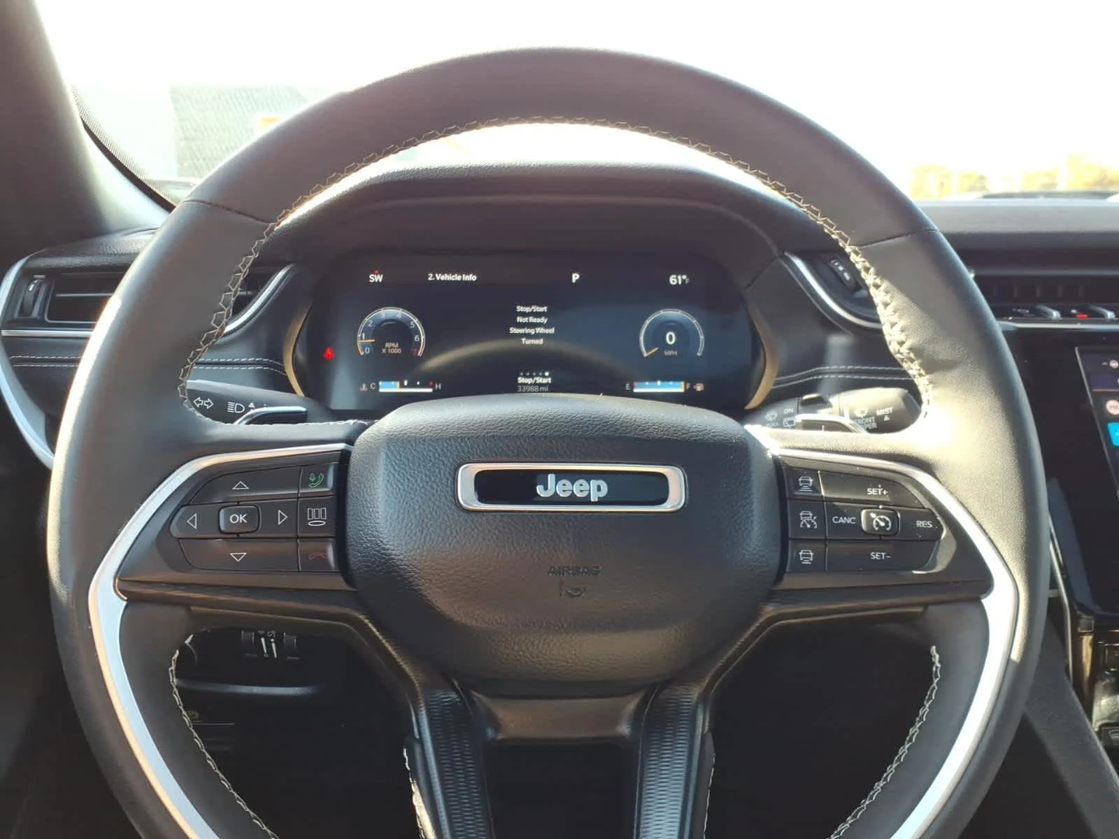 Used 2023 Baltic Gray Metallic Clearcoat Jeep Altitude image 26