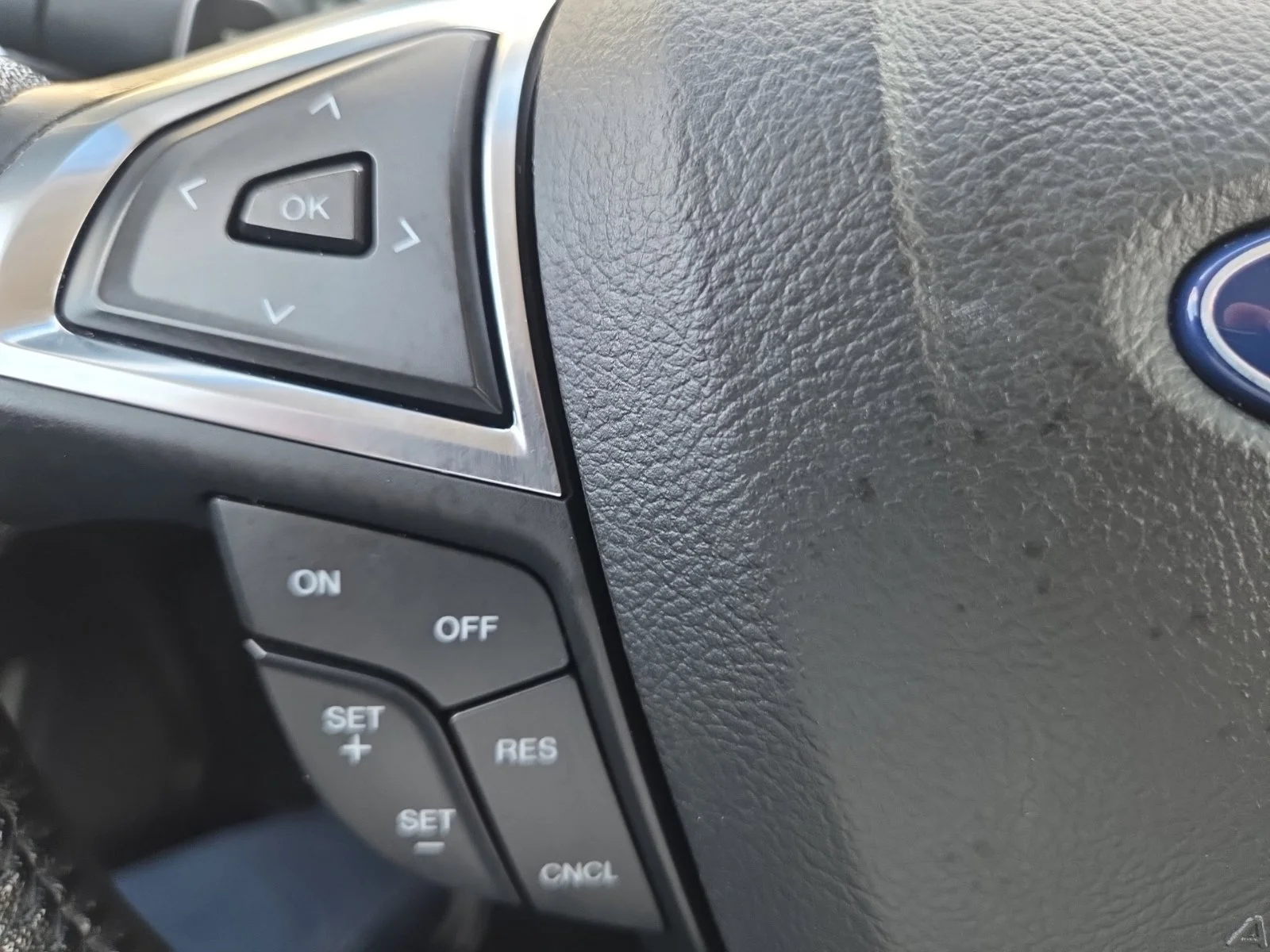Certified Used 2018 Magnetic Ford Titanium image 22