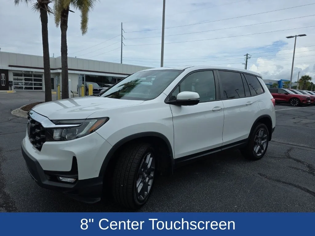 Used 2023 White Honda EX-L image 4