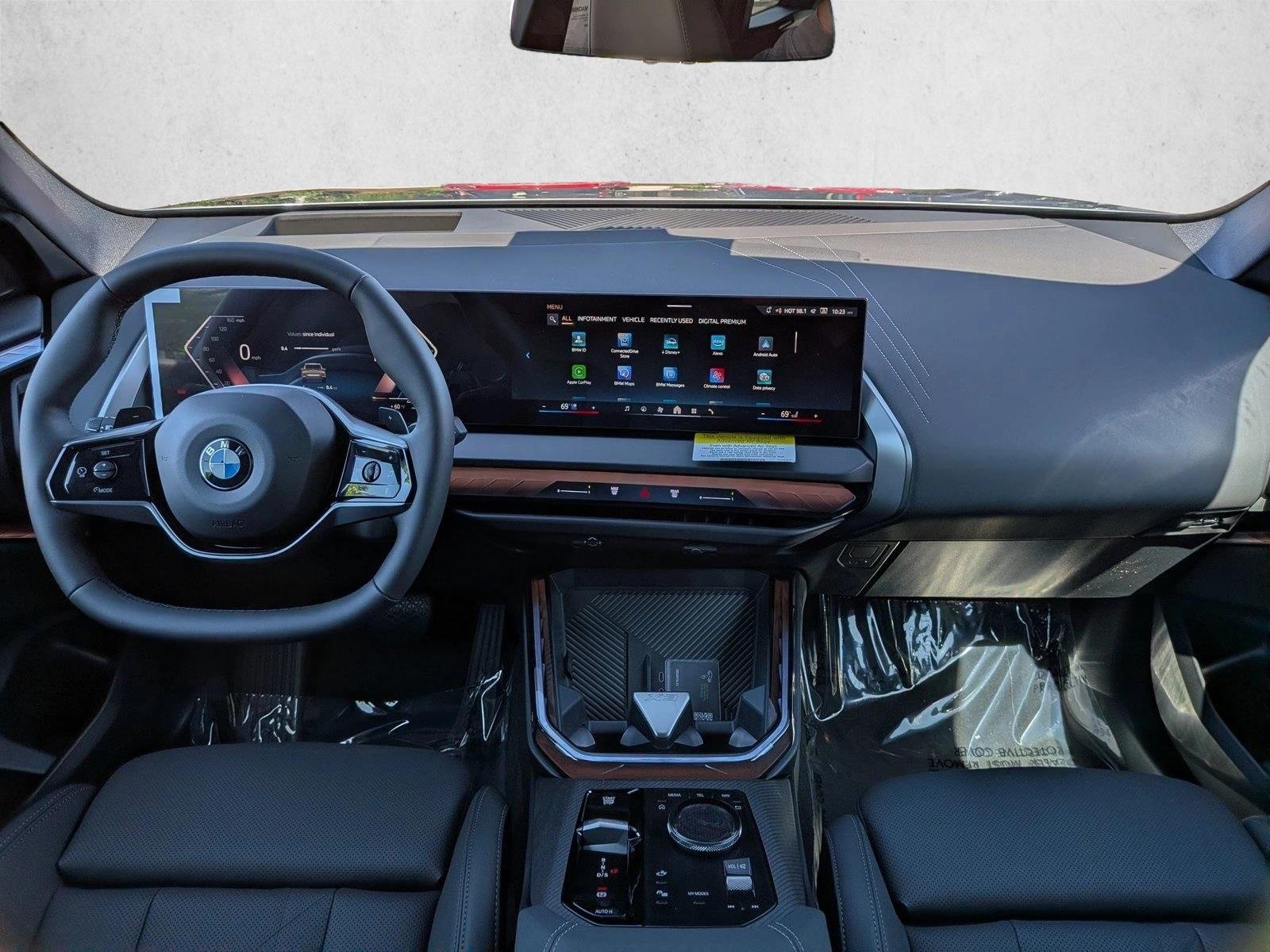 Used 2026 Skyscraper Grey Metallic BMW 30 xDrive image 16