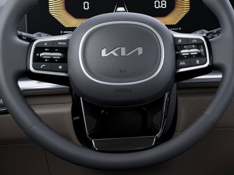 Used 2026 White Kia LXS image 23