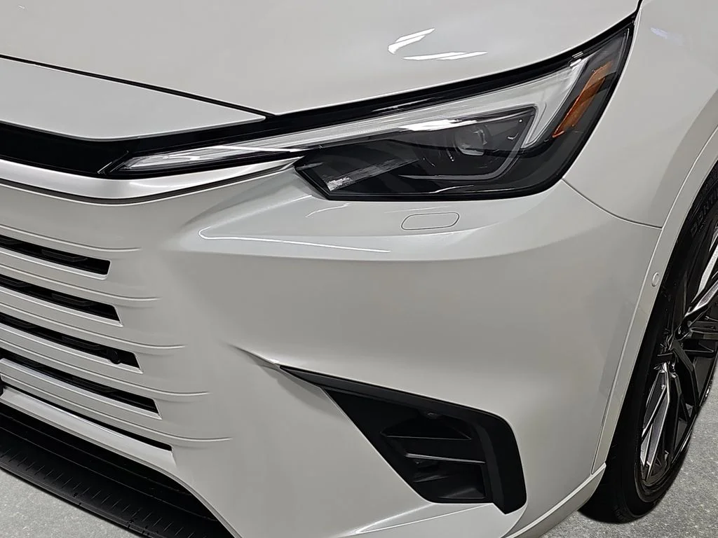 New 2026 Wind Chill Pearl Lexus LUXURY AWD image 30