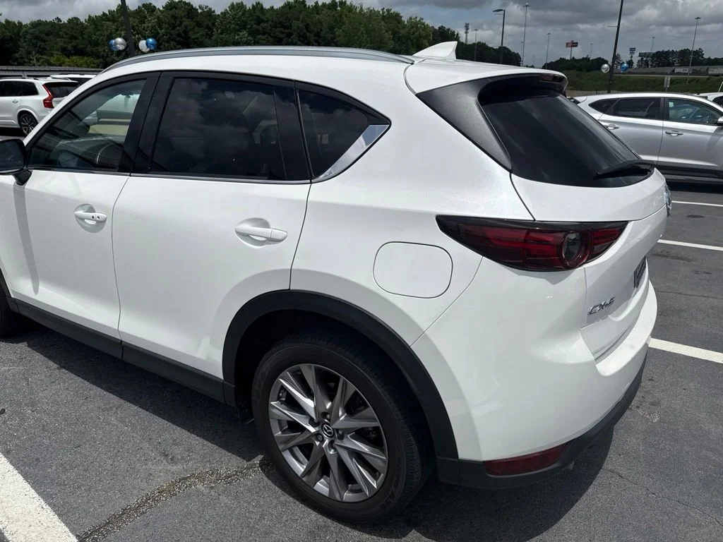 Used 2019 White Mazda Grand Touring image 10