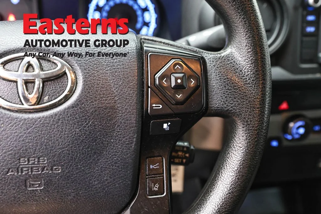 Used 2019 White Toyota SR image 16