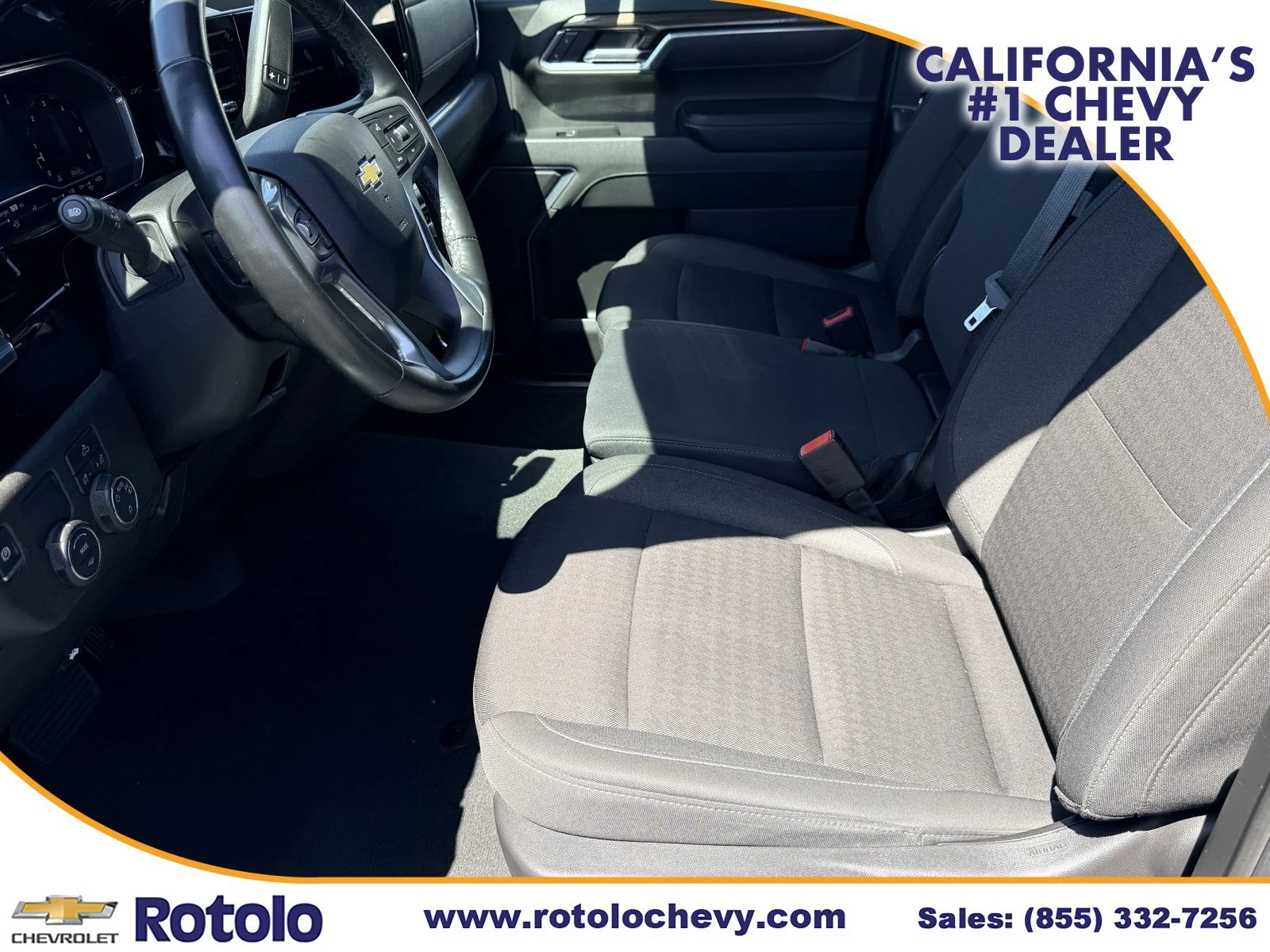 Used 2025 Sterling Gray Metallic Chevrolet LT image 17