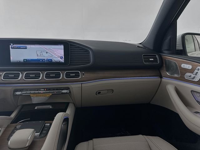 New 2026 Polar White Mercedes-Benz GLS 580 image 24