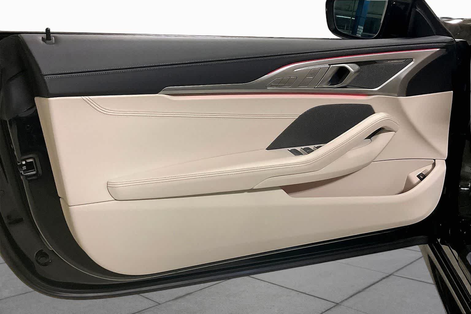 2026 BMW 8 Series 840i - Photo 10