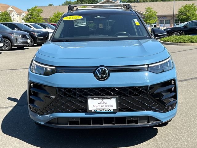 Used 2025 Monterey Blue Pearl w/Deep Black Roof Volkswagen 2.0T SE R-Line Black image 6