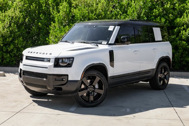 New 2026 White Land Rover S image 2