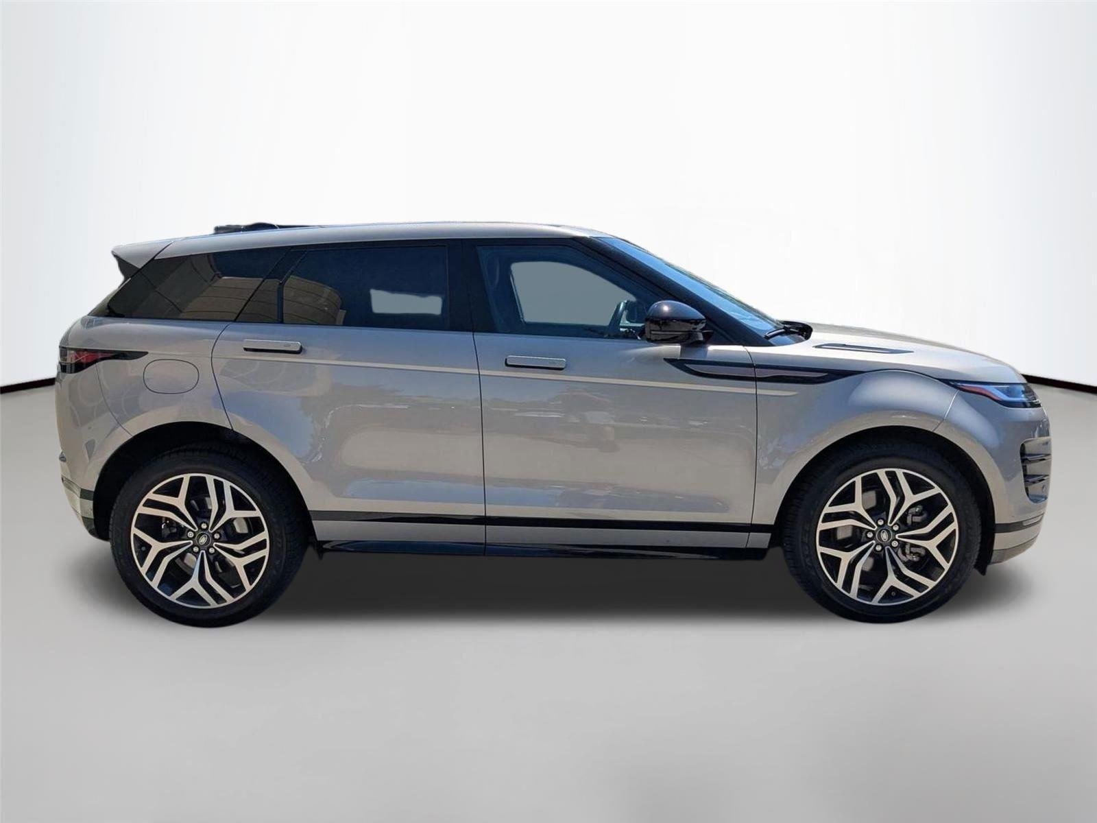 Used 2023 Seoul Pearl Silver Metallic Land Rover R-Dynamic S image 4