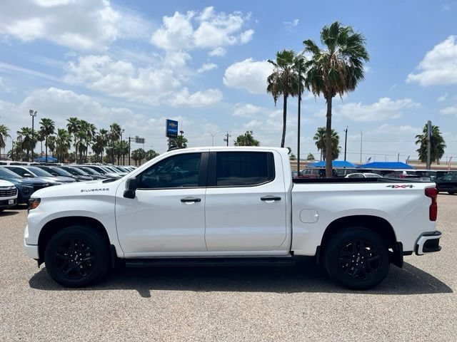 Used 2025 Summit White Chevrolet Custom image 5